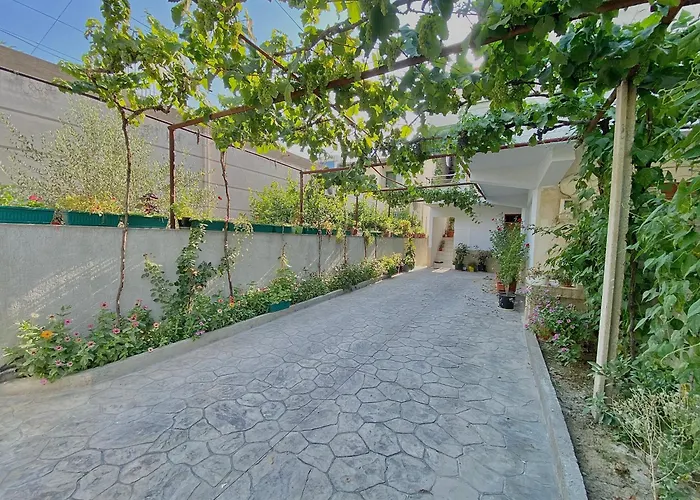 Floor Villa 1